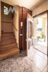 CASA EN VENTA VALLIRANA
