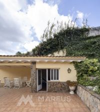 CASA EN VENTA VALLIRANA