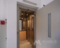 CASA EN VENTA VALLIRANA