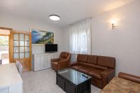 CASA EN VENTA EN CASTELLVÍ DE ROSANES